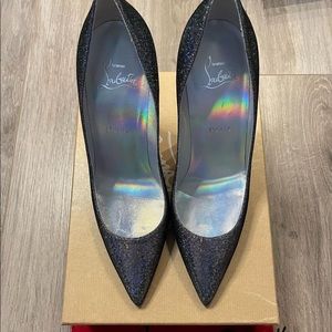 CHRISTIAN LOUBOUTIN
KATE 100 DISCO QUEEN PUMPS